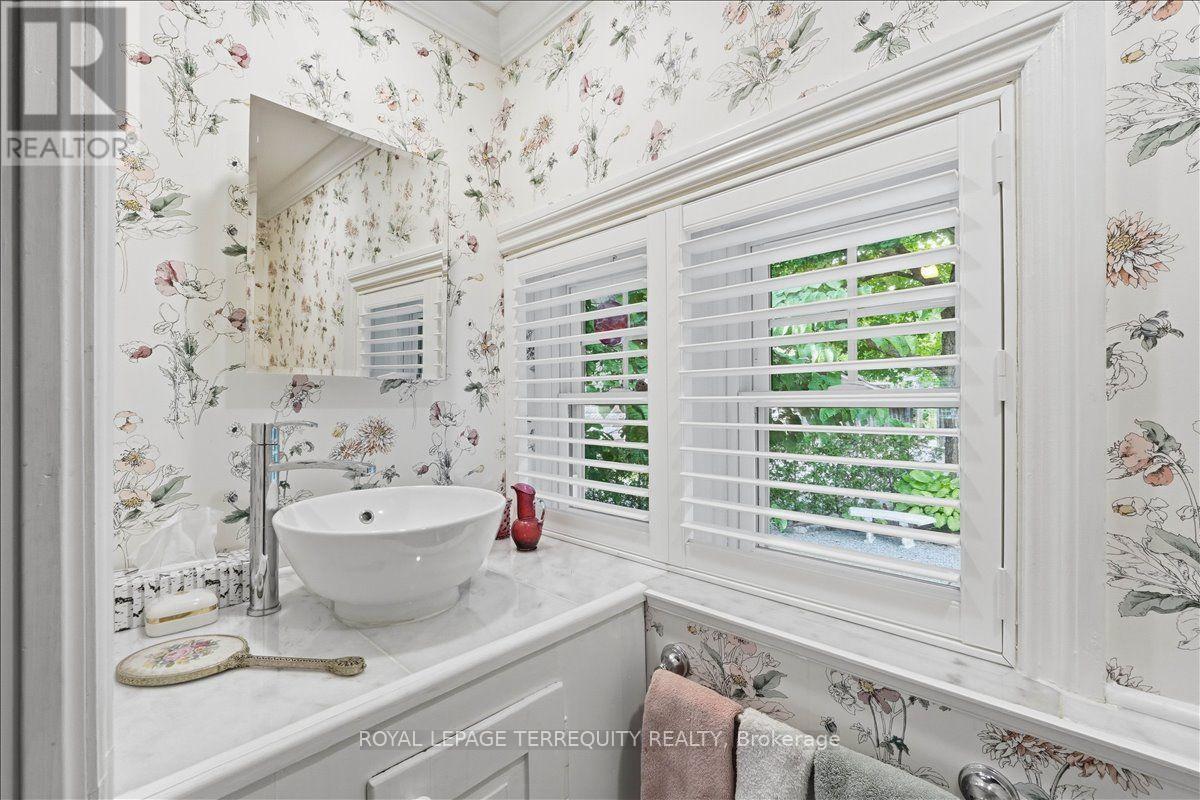 37 OLD HASTINGS ROAD - 24