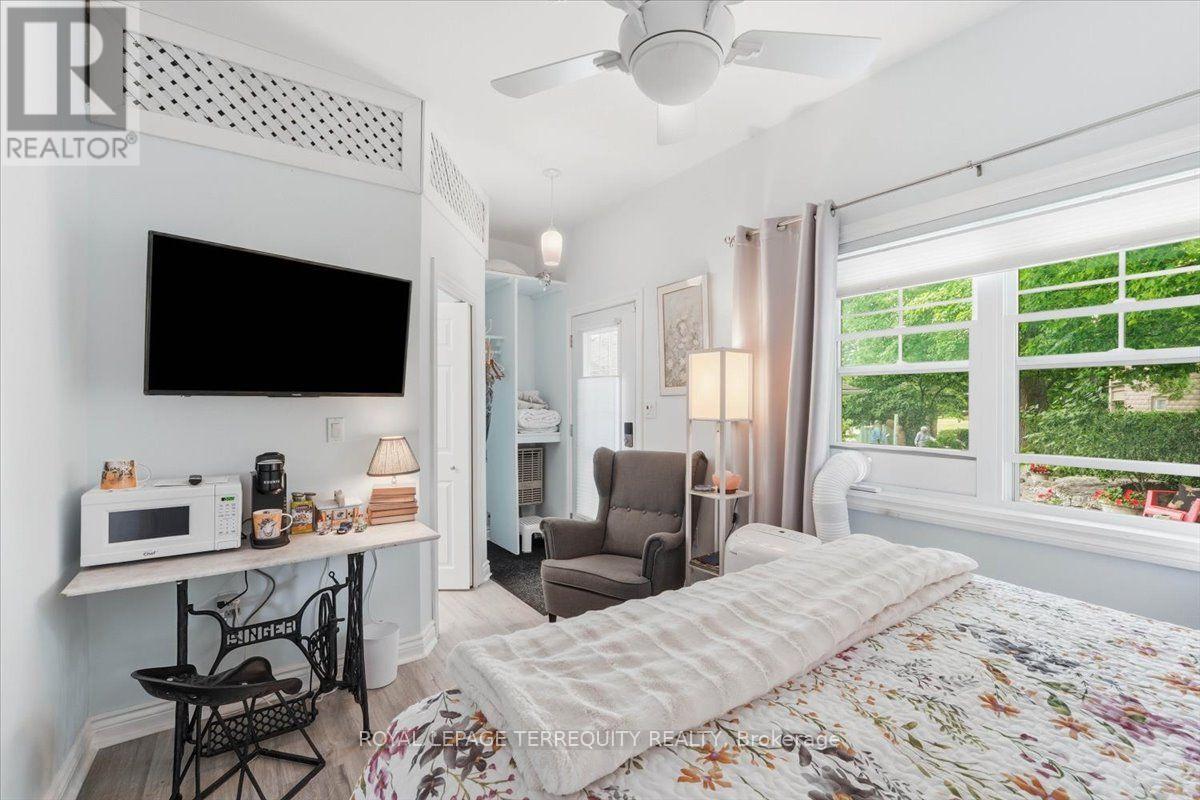 37 OLD HASTINGS ROAD - 29