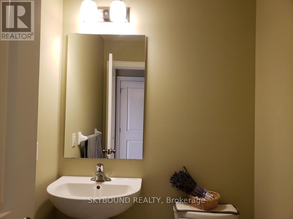 400 HUMMEL CRESCENT - 20