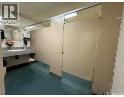 400 Grand Avenue, Indian Head, SK S0G2K0 Photo 35