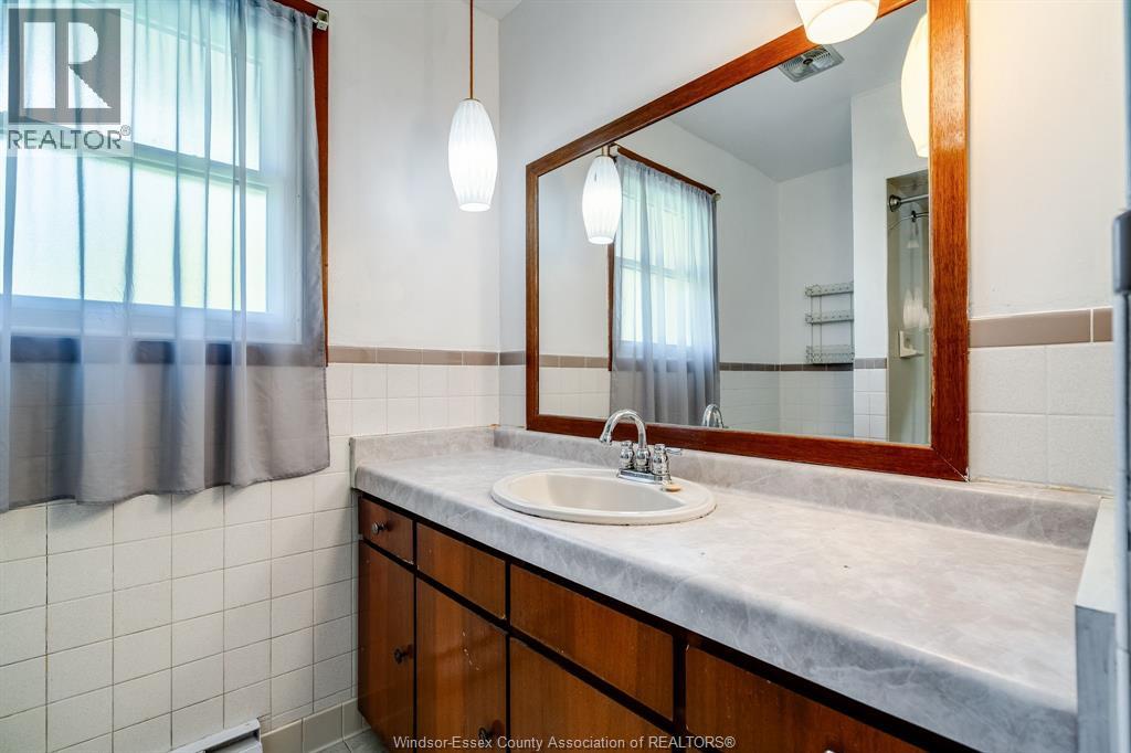 23 Garrison AVENUE - 16