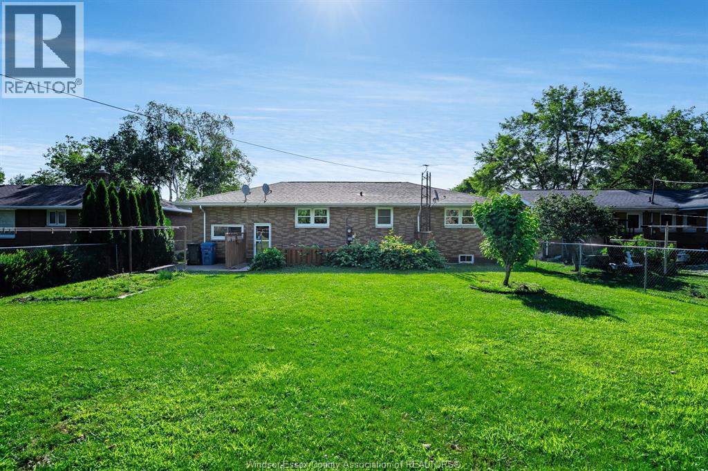 23 Garrison AVENUE - 39