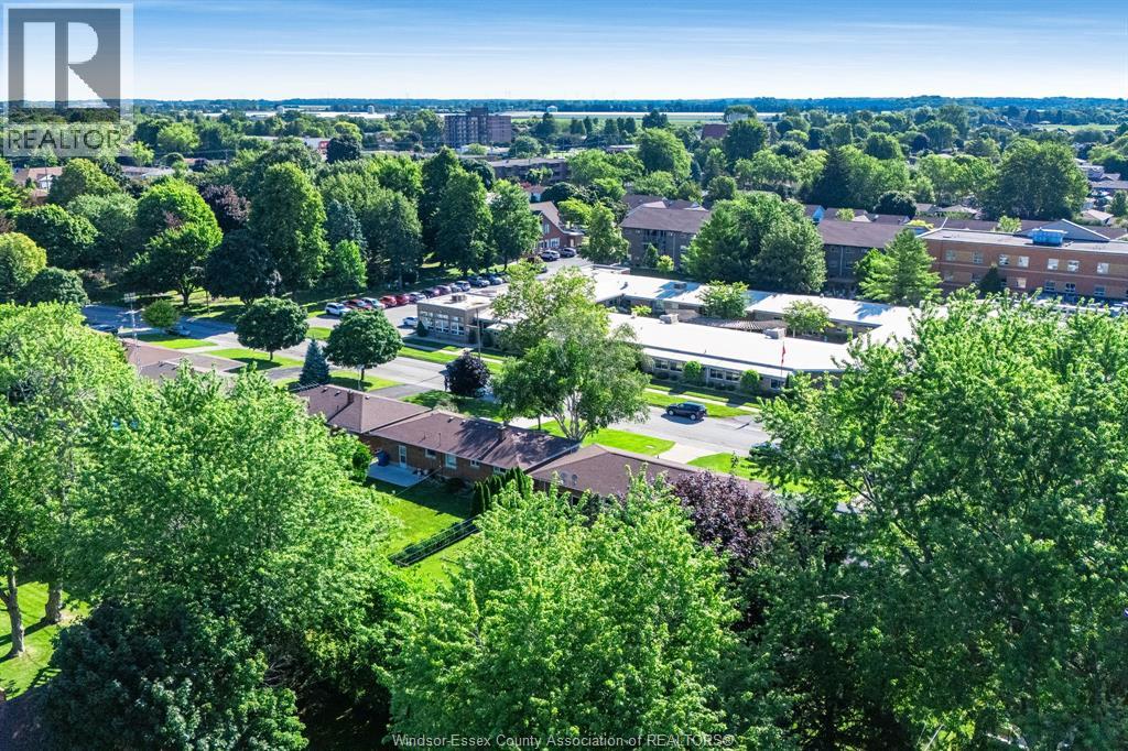 23 Garrison AVENUE - 48