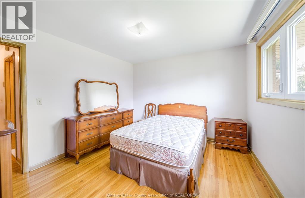 2506 LONGFELLOW AVENUE - 18