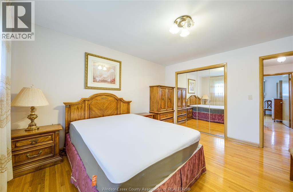 2506 LONGFELLOW AVENUE - 19