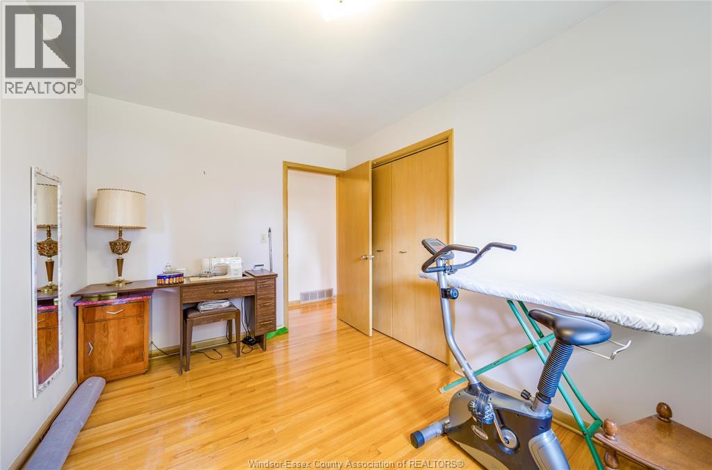 2506 LONGFELLOW AVENUE - 21