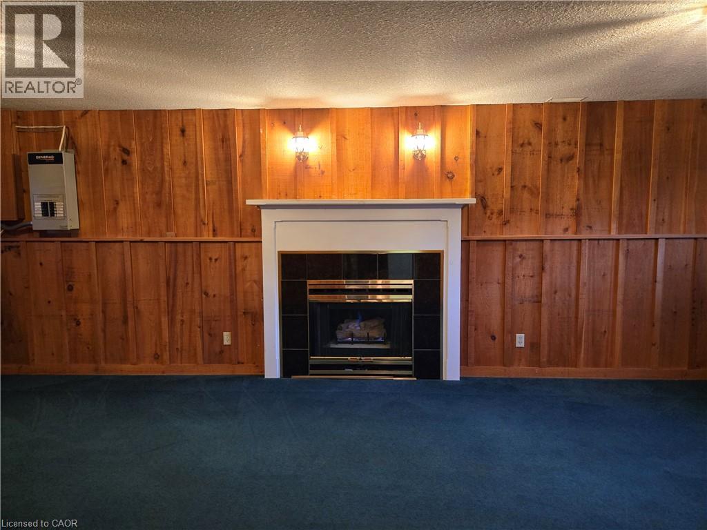 697 FERNDALE Avenue - 24