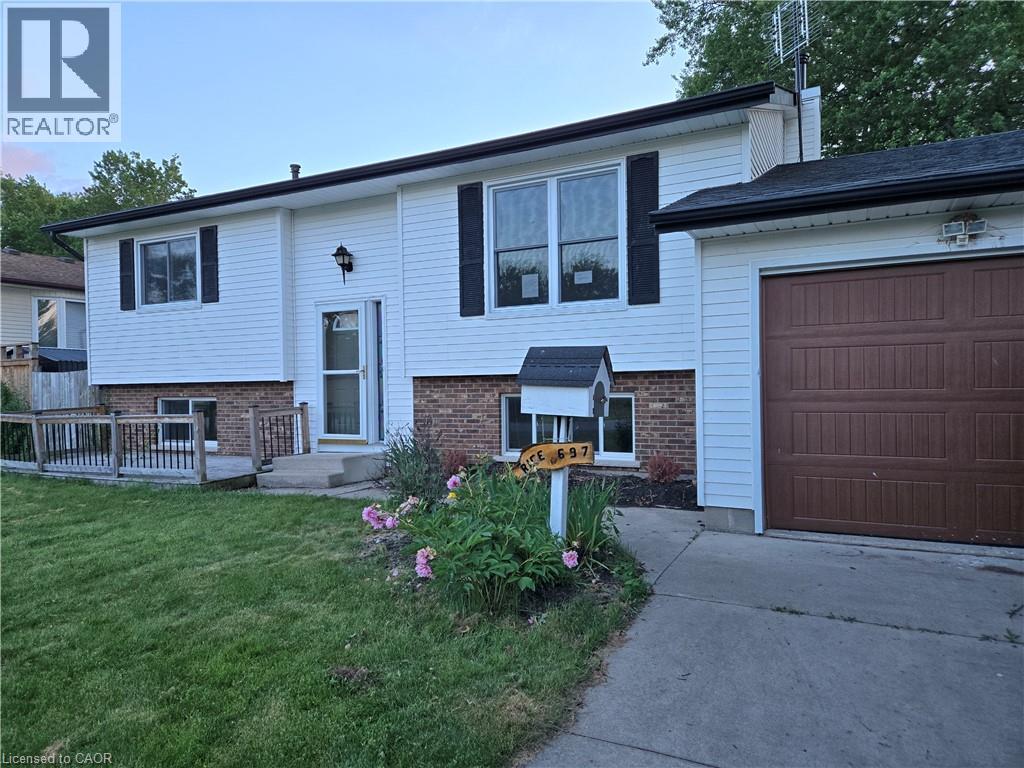 697 FERNDALE Avenue - 30