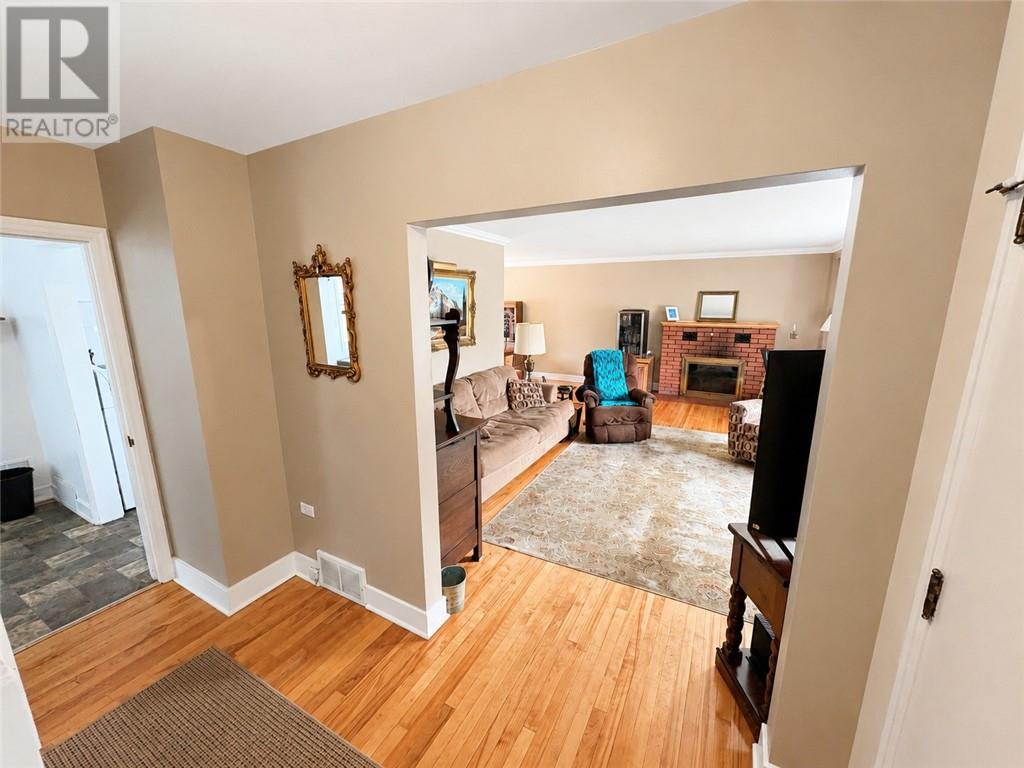 107 Lindsley Street - 11