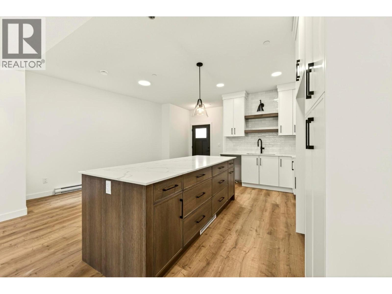 #3 1444 Granite Drive - 34