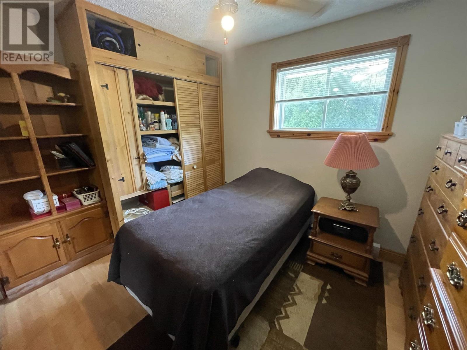 238 Mississauga AVE - Image 14