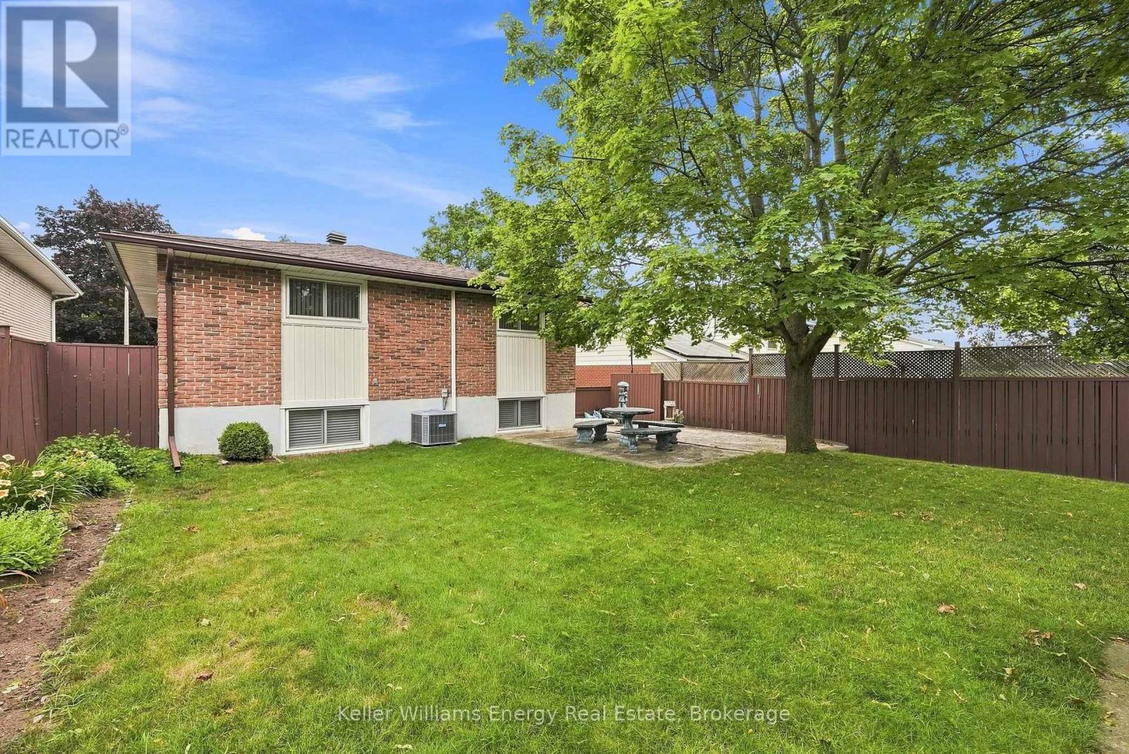 510 CHARRINGTON AVENUE - 21