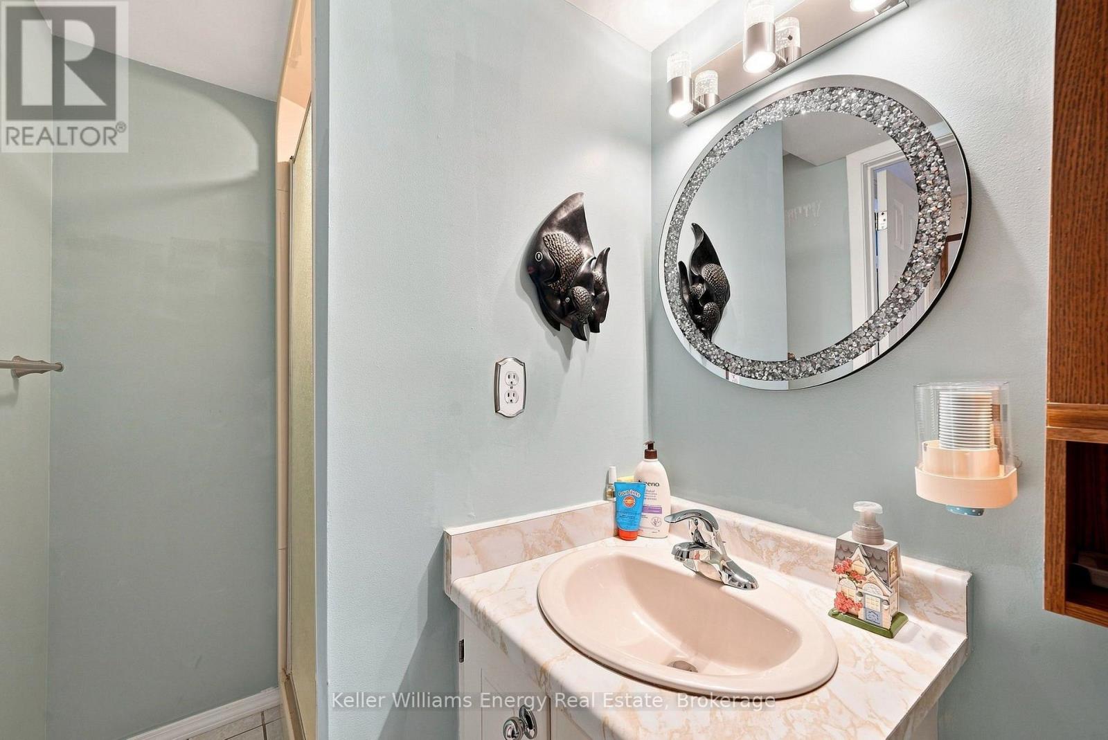 510 CHARRINGTON AVENUE - 20