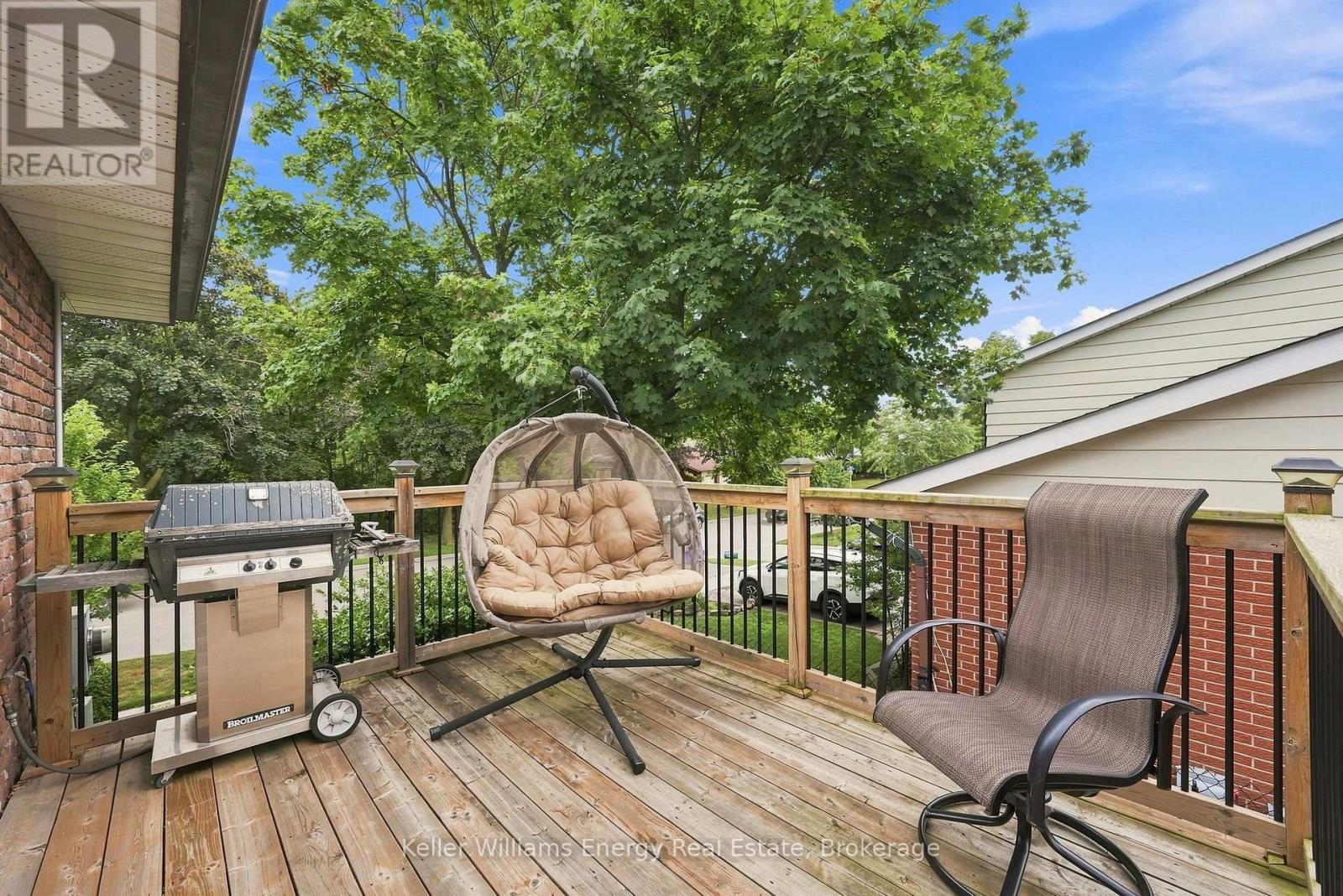 510 CHARRINGTON AVENUE - 23