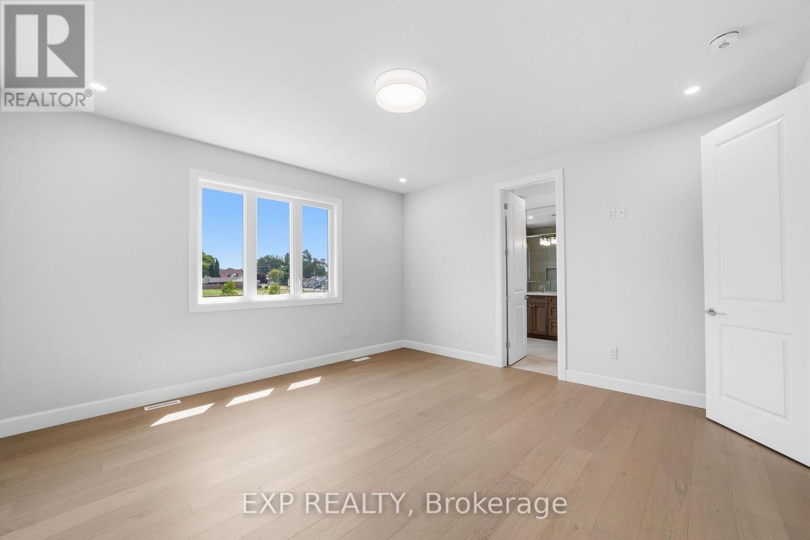 253 JOHN STREET - 22