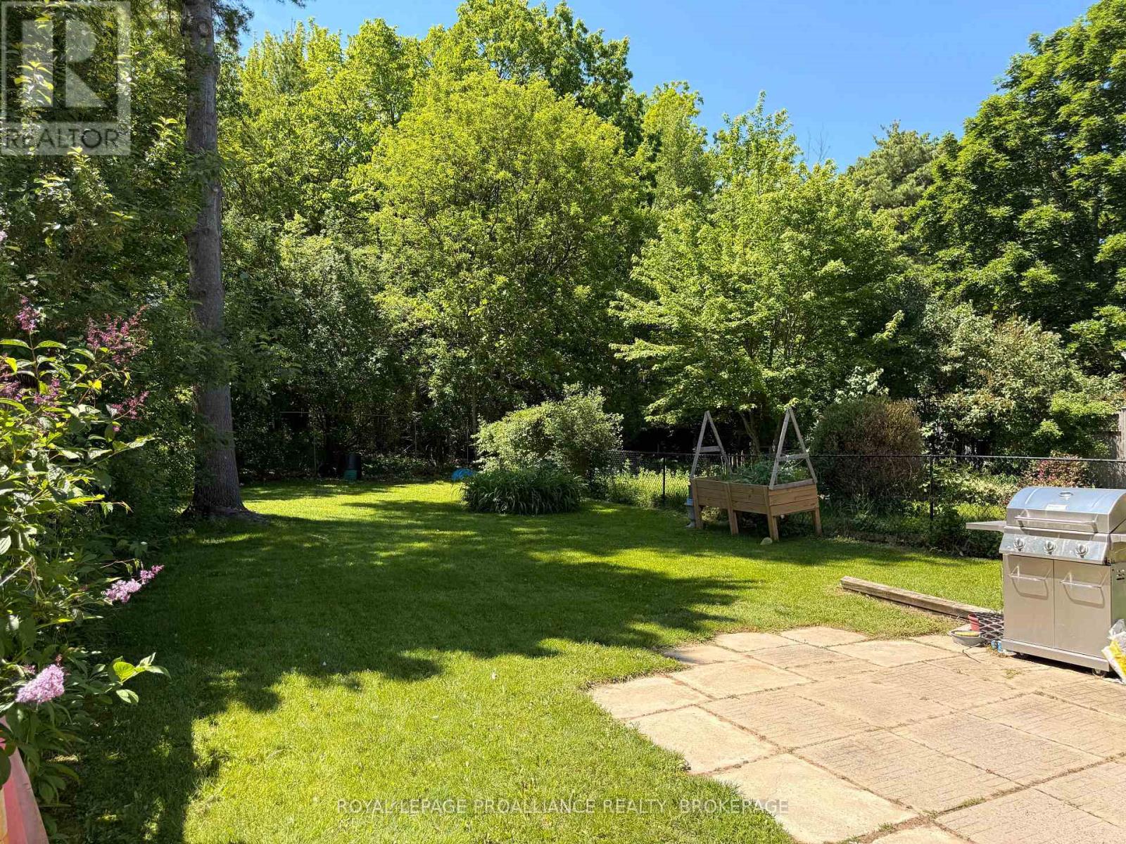 614 BARNSLEY CRESCENT - 5