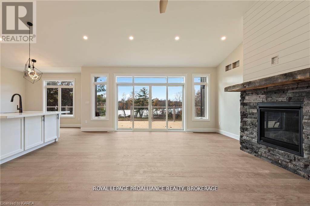1888 SUNBURY ROAD - 10