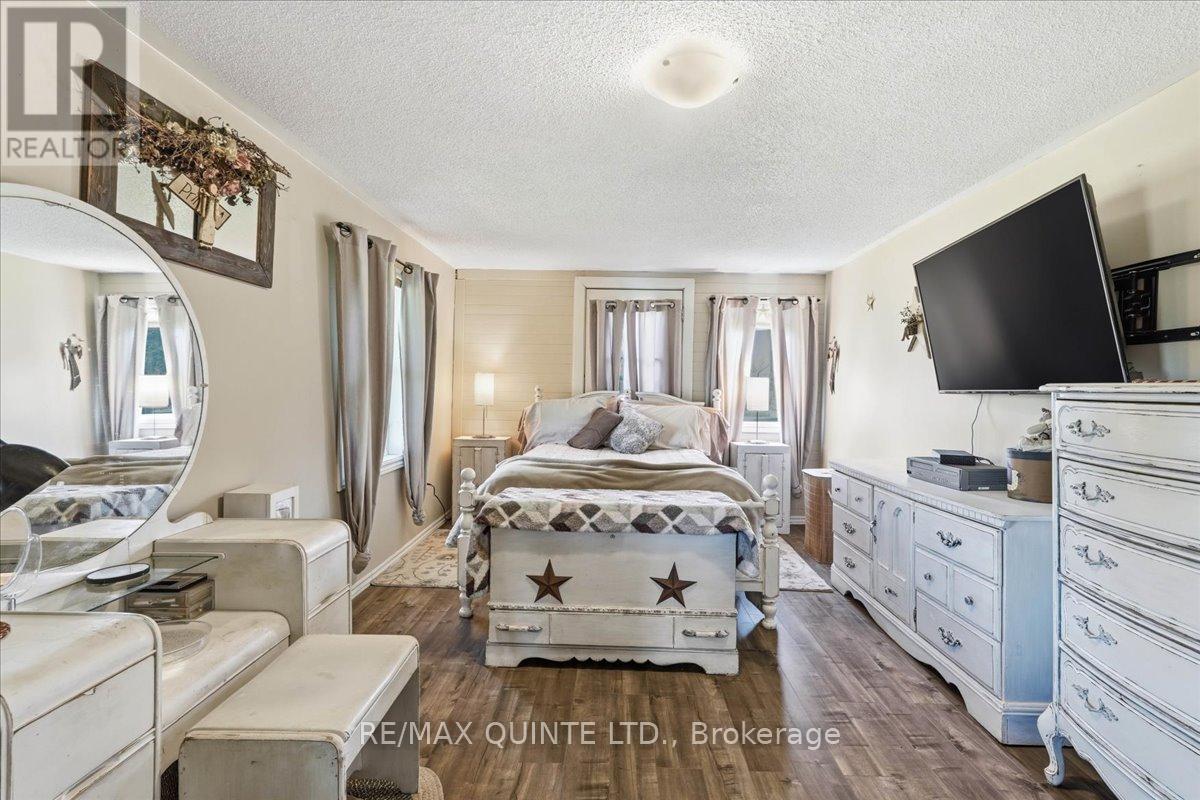 1686 COUNTY ROAD 13 - 25