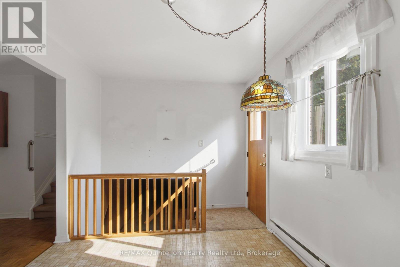 16 AUSTIN STREET - 13