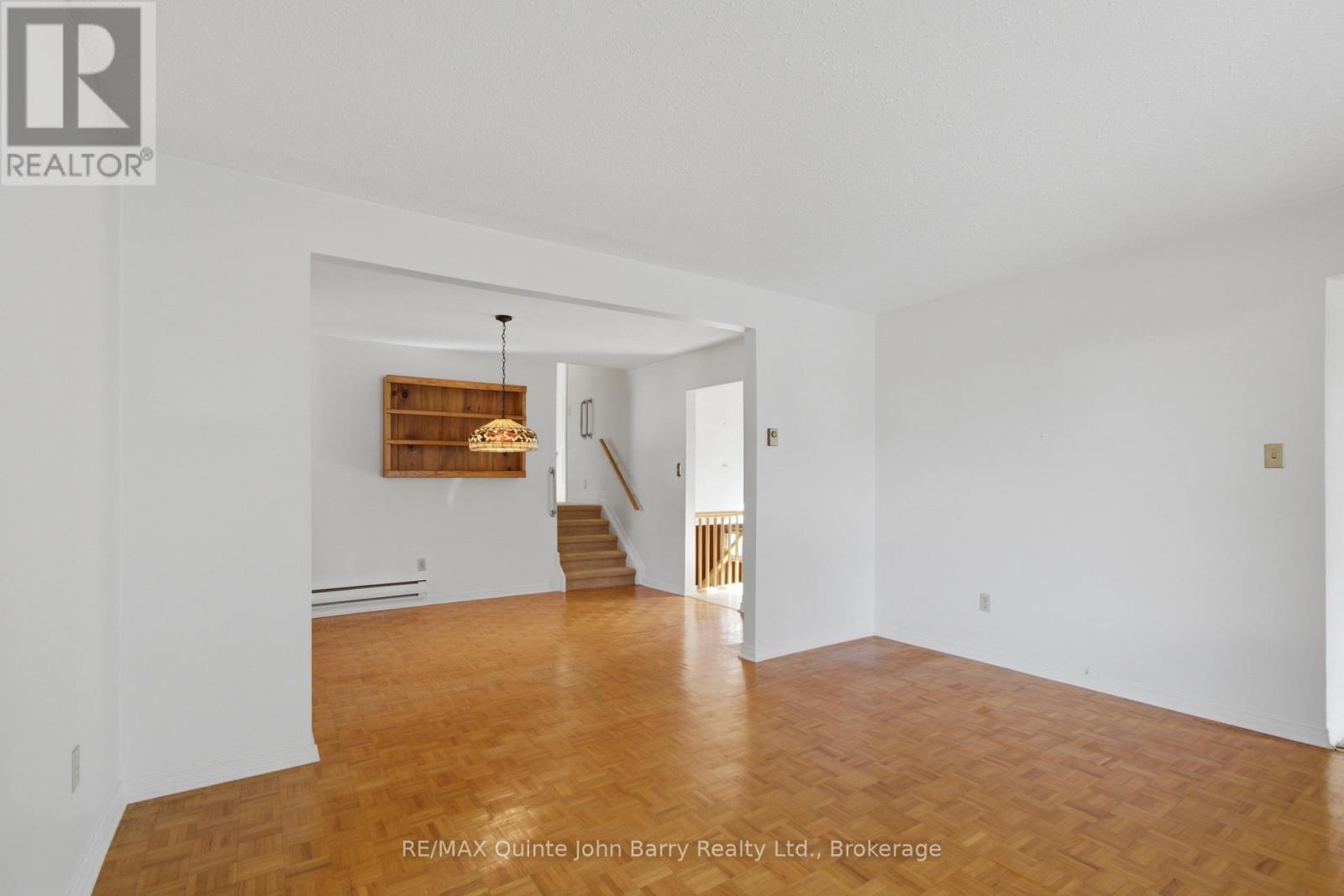 16 AUSTIN STREET - 6