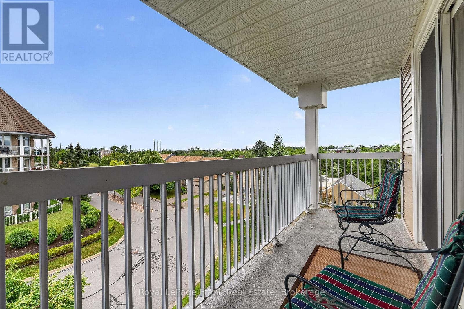 #408 50 RIVERMILL BOULEVARD - 18