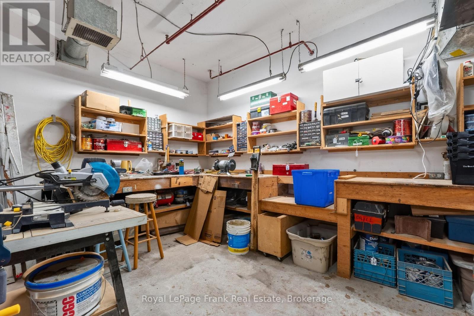 #408 50 RIVERMILL BOULEVARD - 34