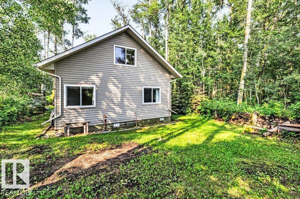 188 Lakeshore Drive, S.V. Grandview - Image 40