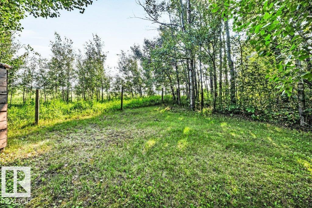 188 Lakeshore Drive, S.V. Grandview - Image 42