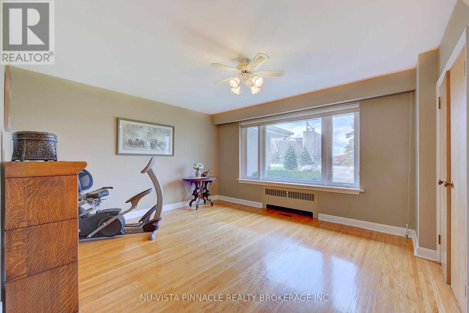 21752 RICHMOND STREET - 21