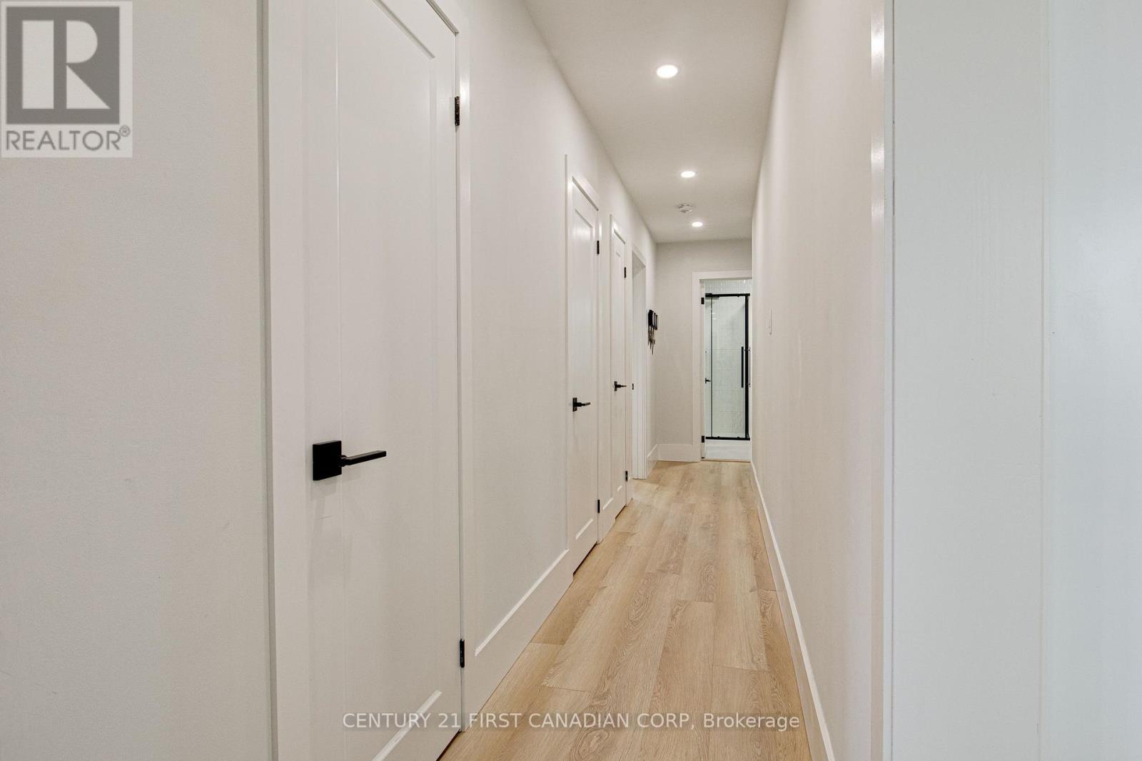 189 EIGHTH AVENUE - 21