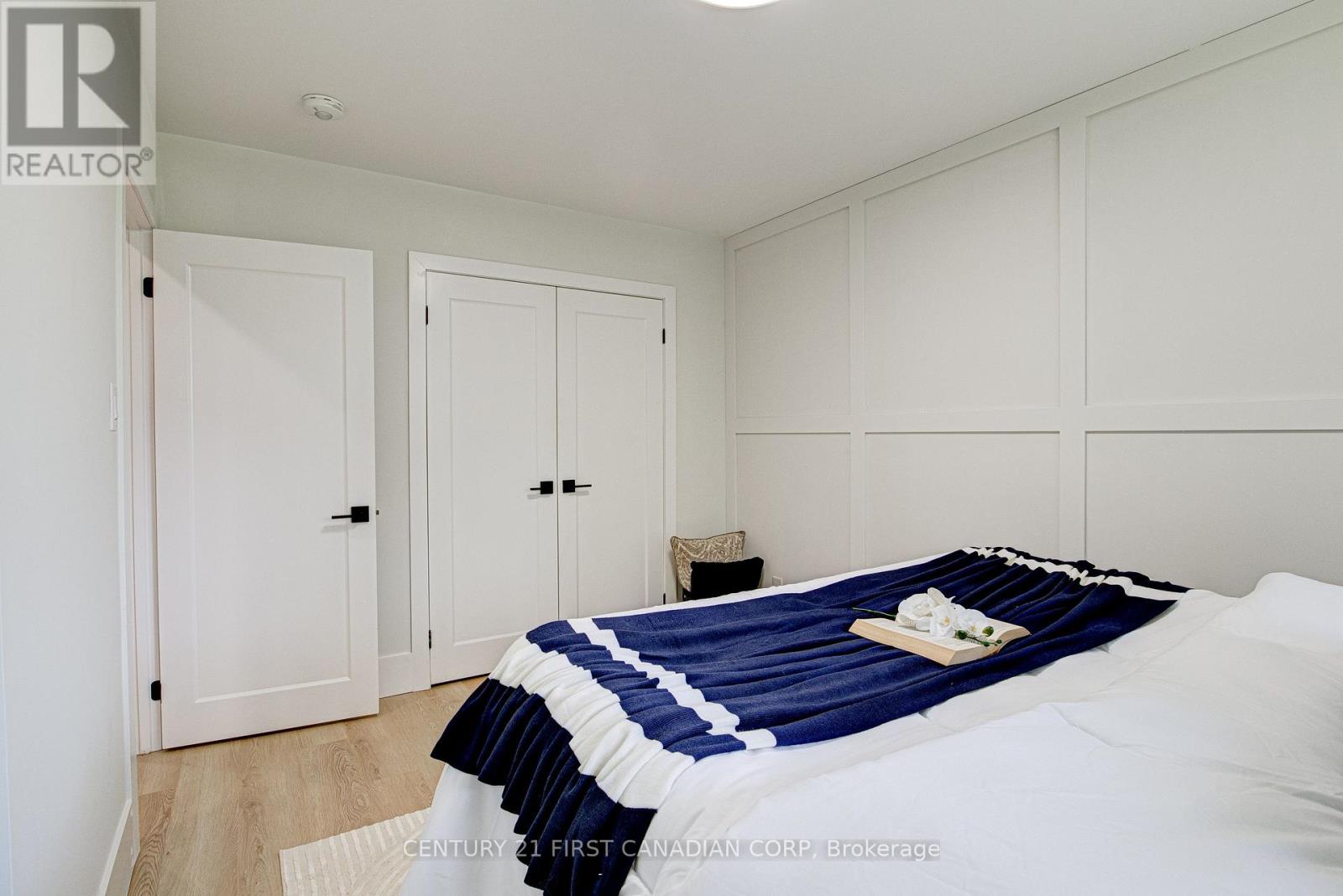 189 EIGHTH AVENUE - 24