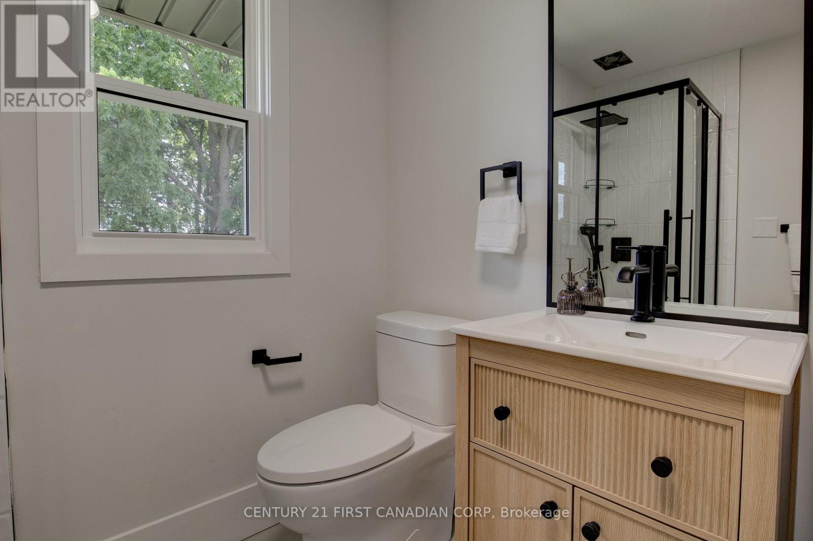 189 EIGHTH AVENUE - 27