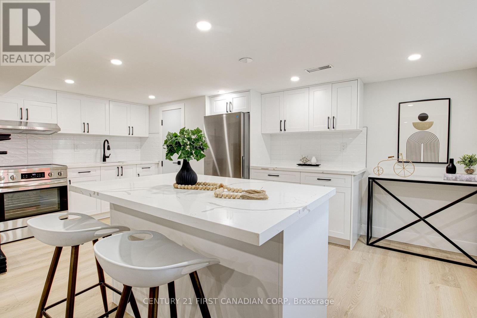 189 EIGHTH AVENUE - 37