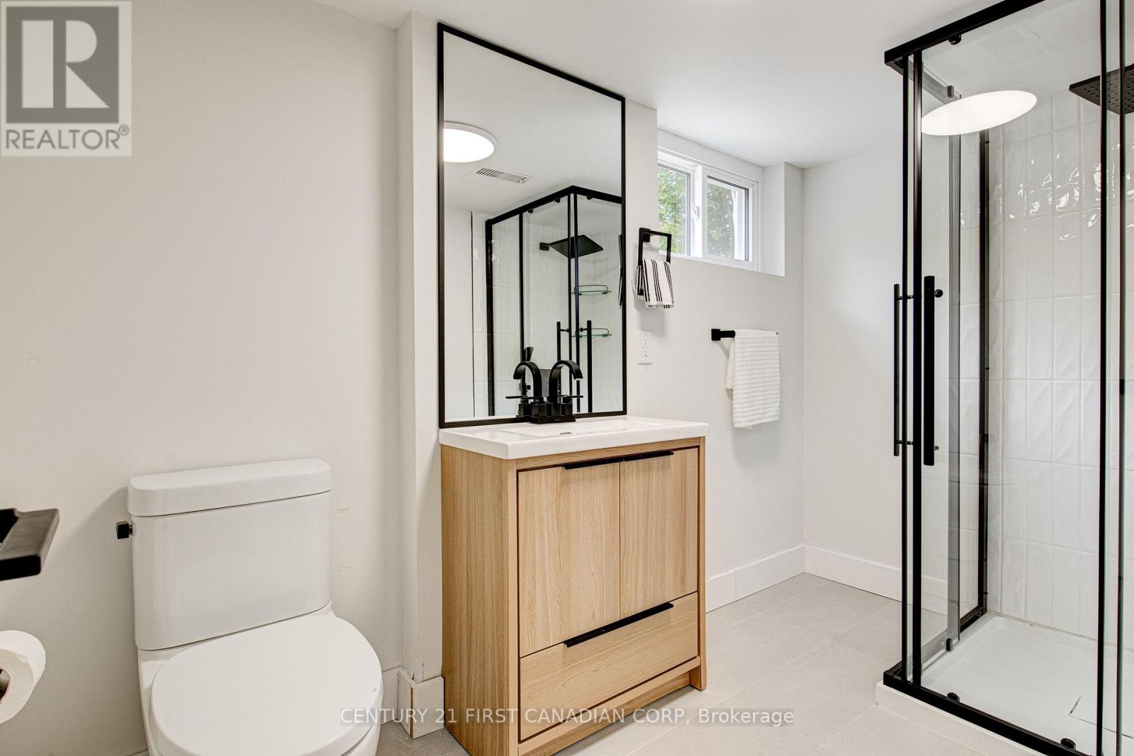 189 EIGHTH AVENUE - 43