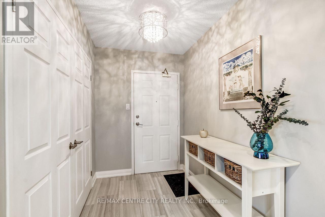 #302 549 RIDOUT STREET N - 6