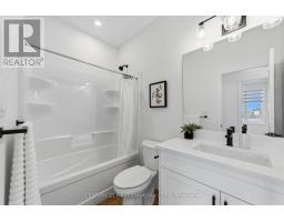 18 - 32 Postma Street, North Middlesex, ON N0M1A0 Photo 6