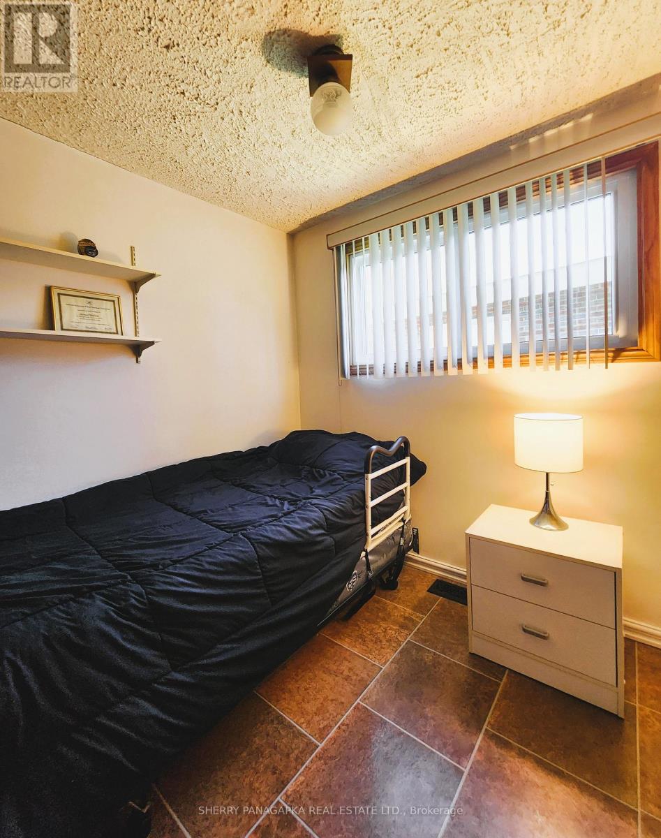 8 MCPHEE AVENUE - 15