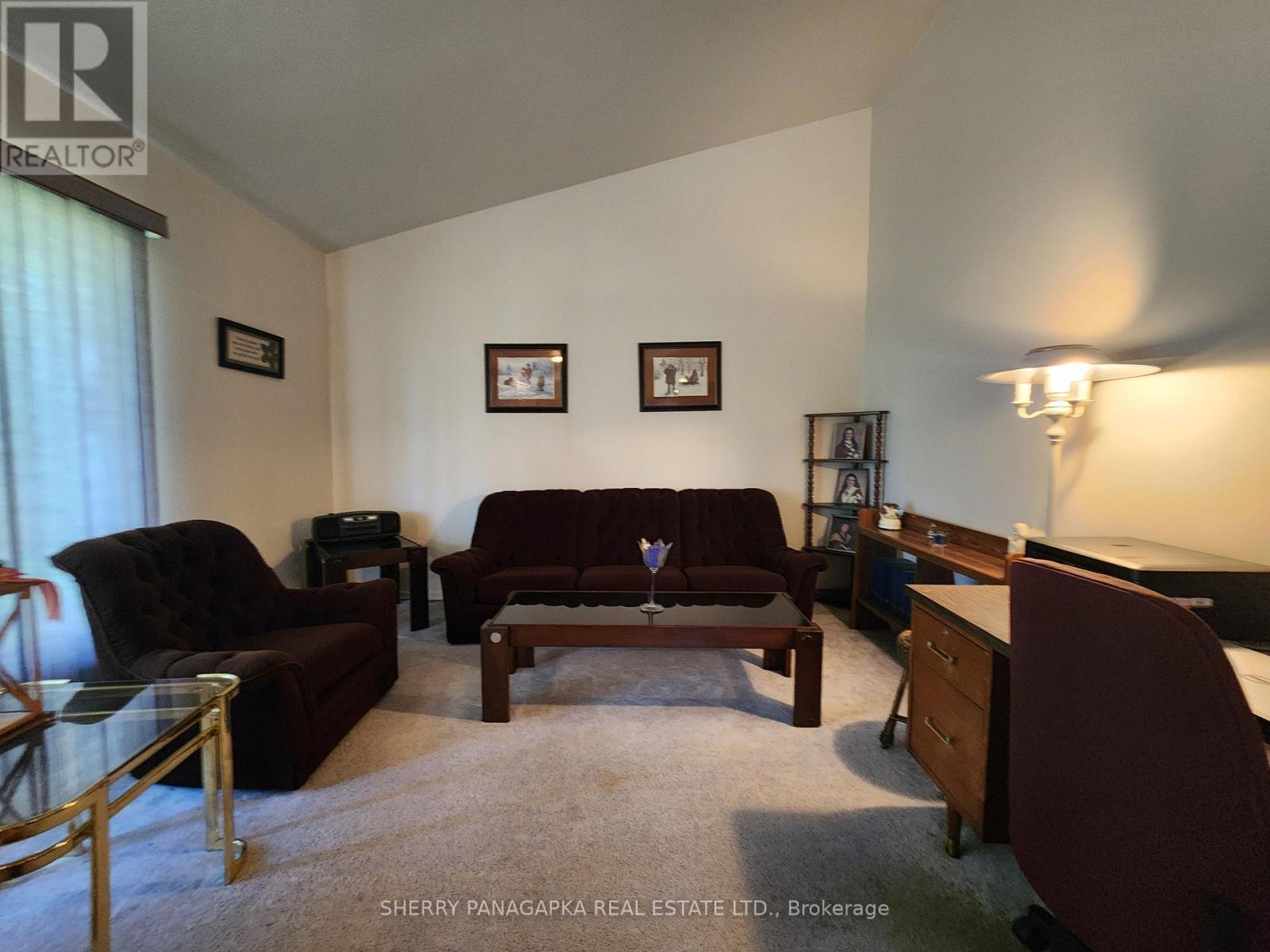 8 MCPHEE AVENUE - 25