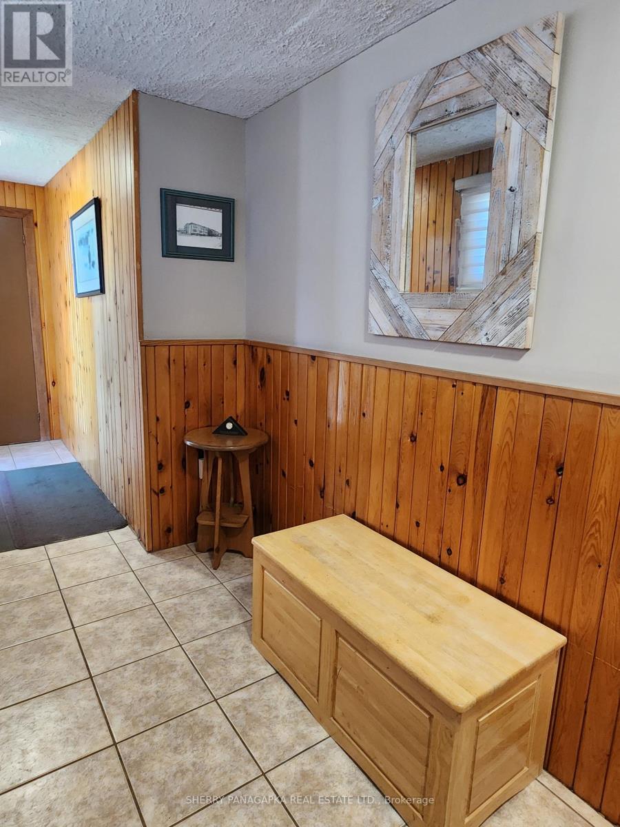 8 MCPHEE AVENUE - 40