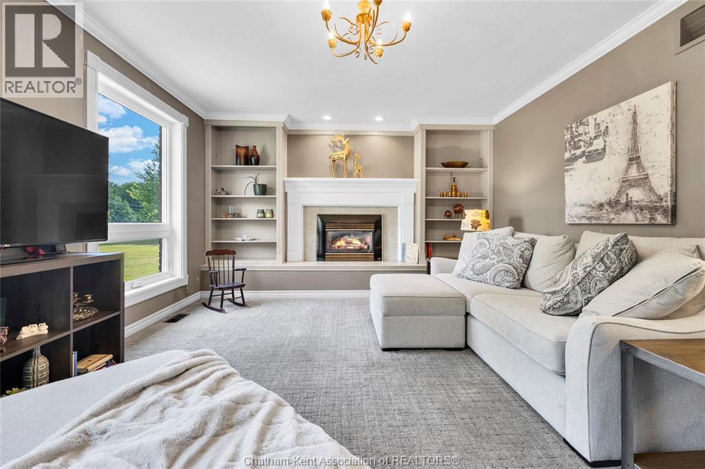 4979 Lambton LINE - 18