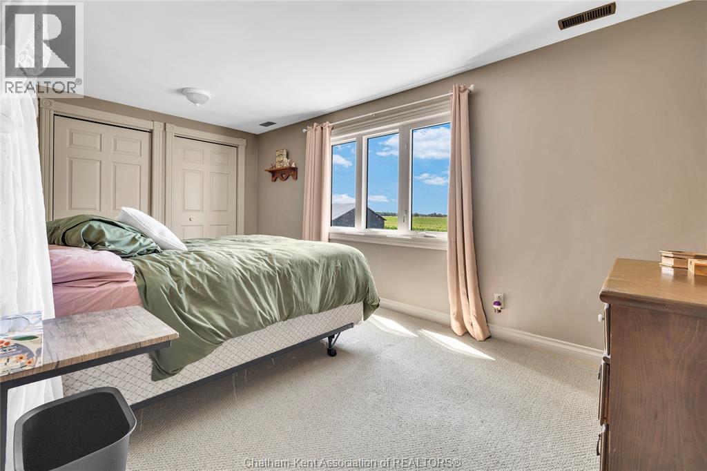 4979 Lambton LINE - 28