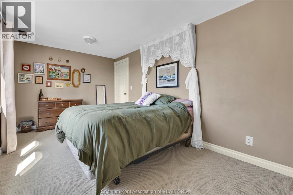 4979 Lambton LINE - 29