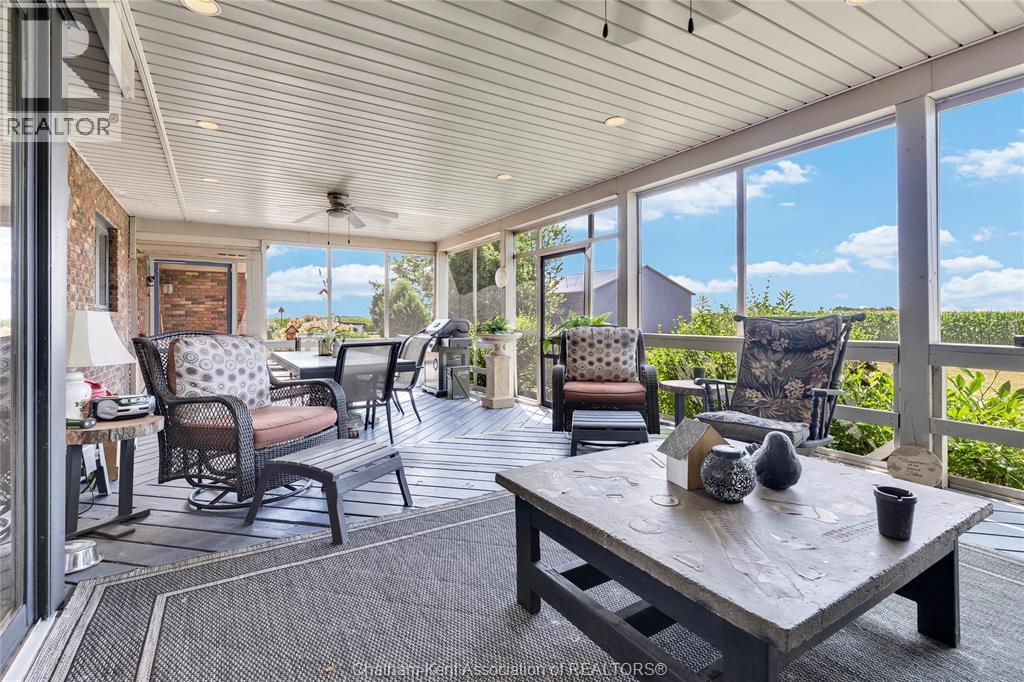 4979 Lambton LINE - 36