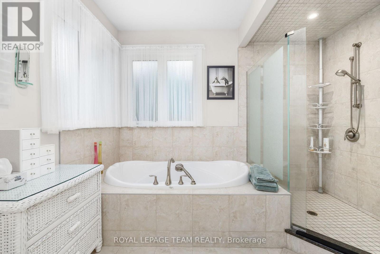 6810 PEBBLE TRAIL WAY - 22