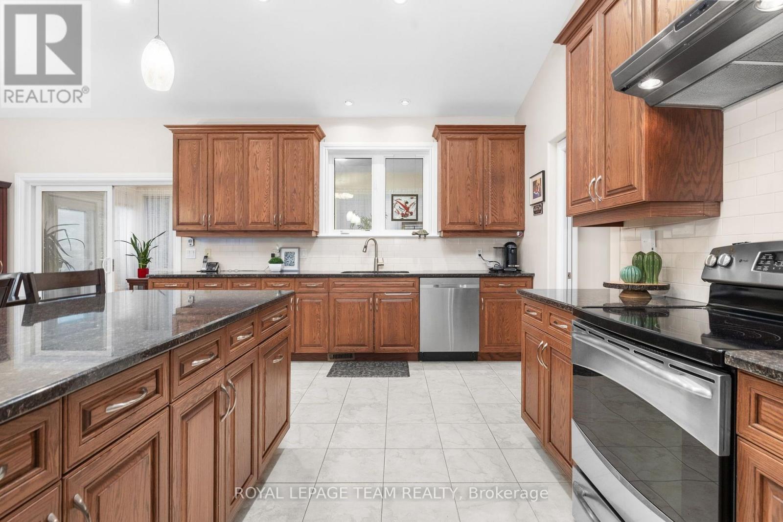 6810 PEBBLE TRAIL WAY - 9