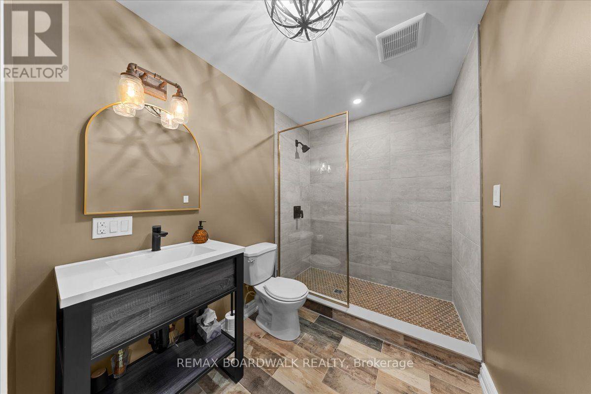 225 HILLCREST DRIVE - Image 42
