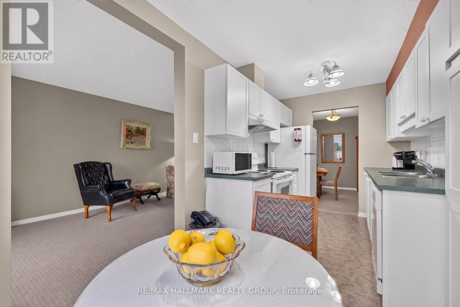 103 TALL OAK PRIVATE - 20