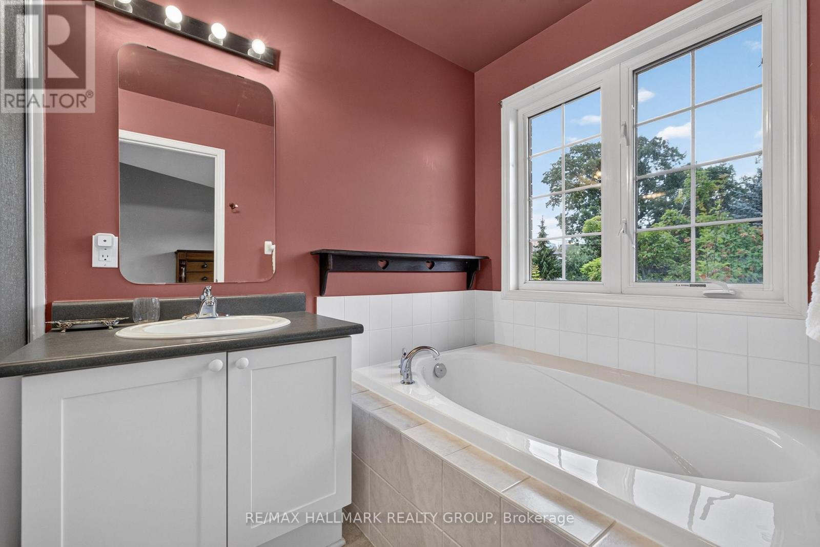 103 TALL OAK PRIVATE - 27