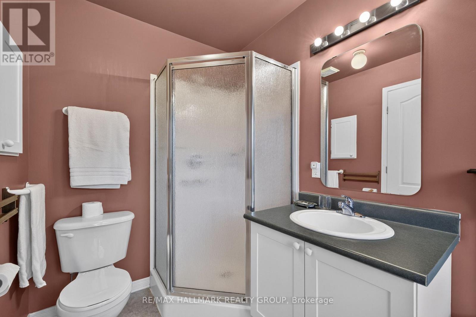 103 TALL OAK PRIVATE - 28