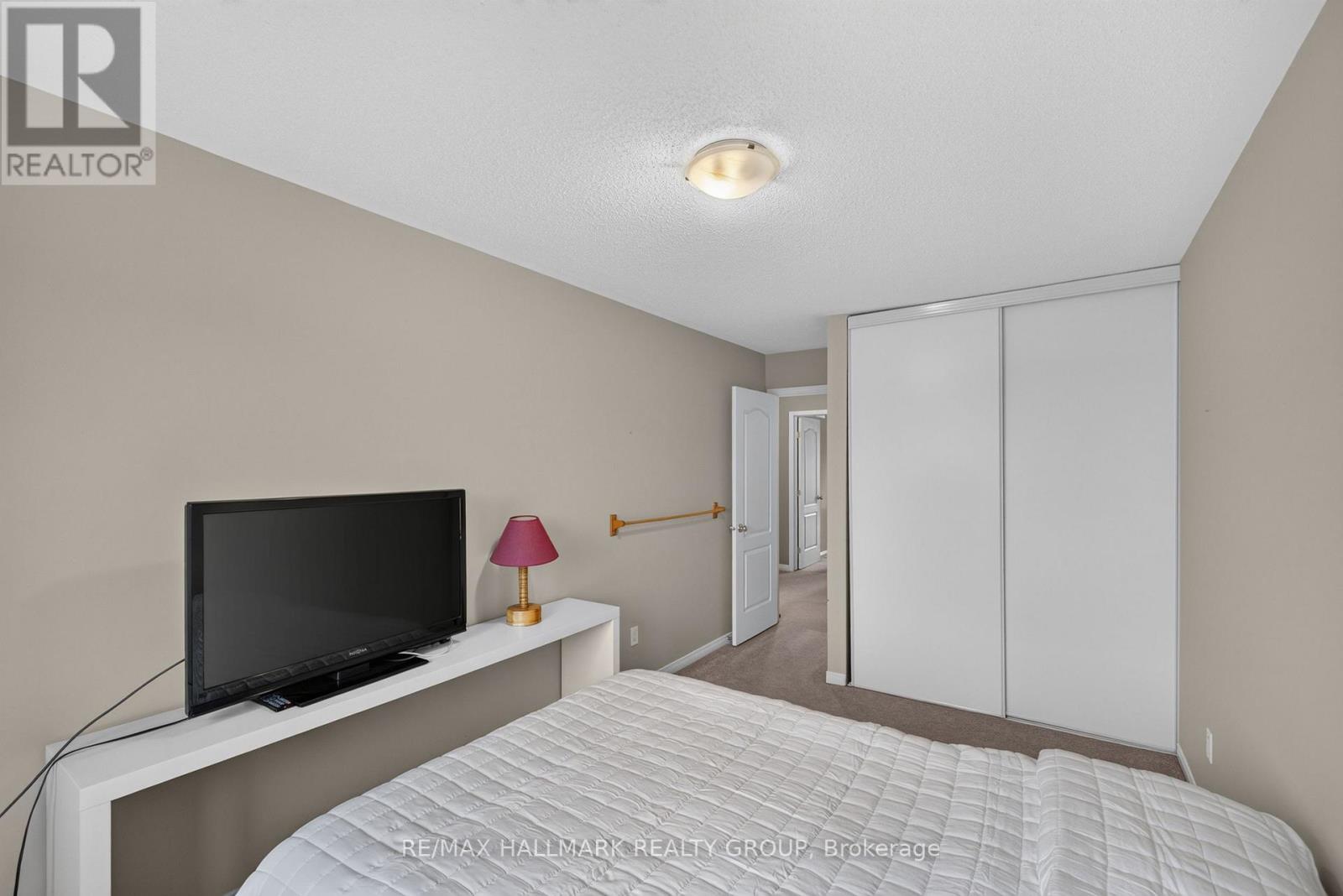 103 TALL OAK PRIVATE - 32